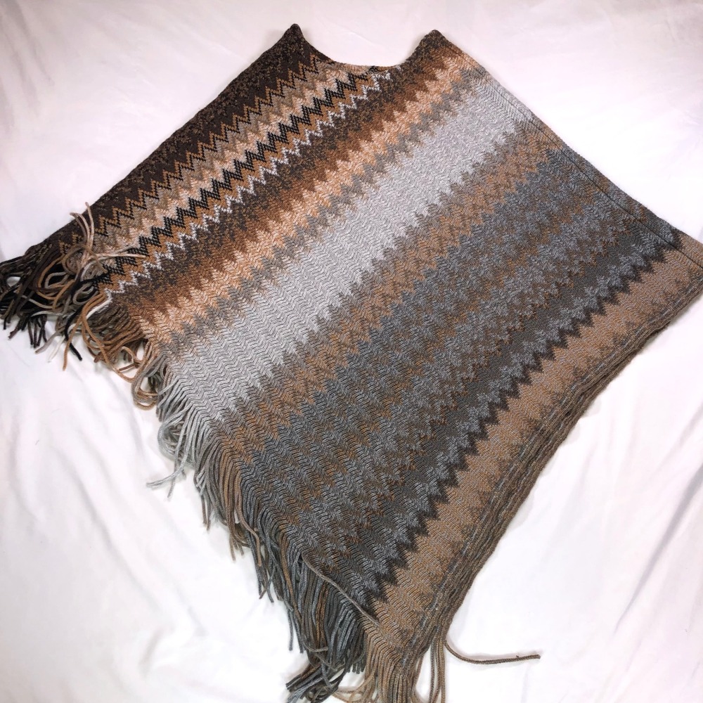 Trezo Womens Knit Poncho Brown Grey Zigzag Chevron Fringe Wrap One Size Boho